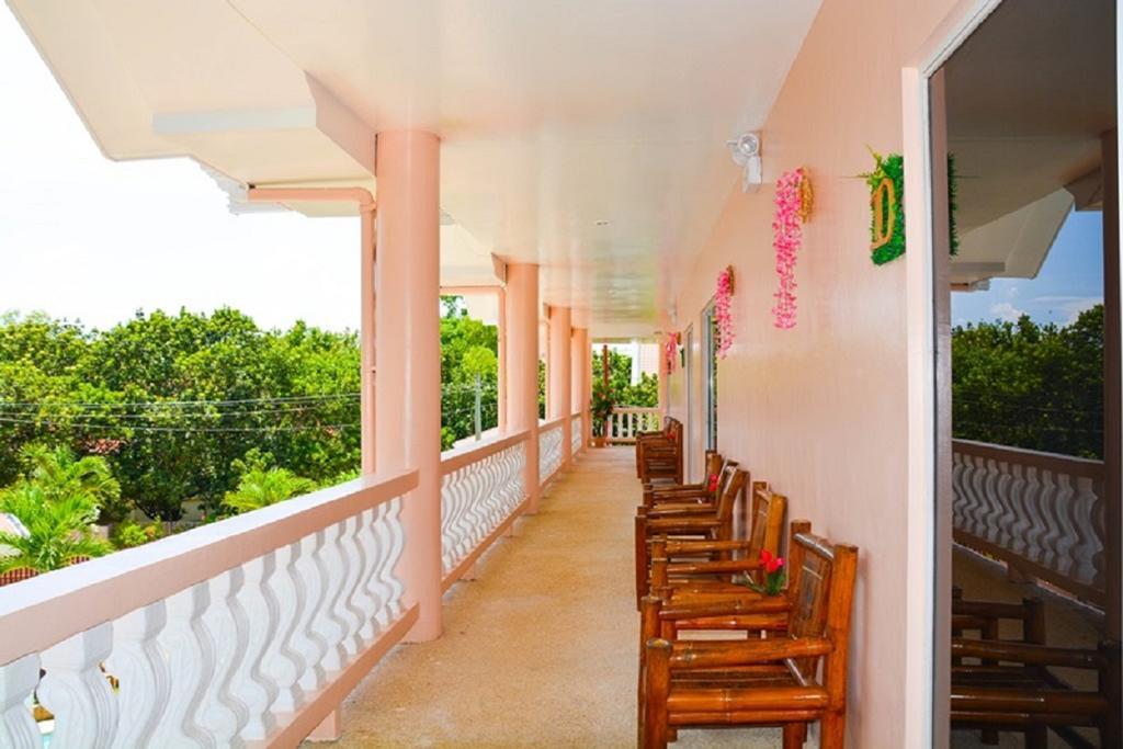 Alona Studios Apartment Hotel Panglao Luaran gambar