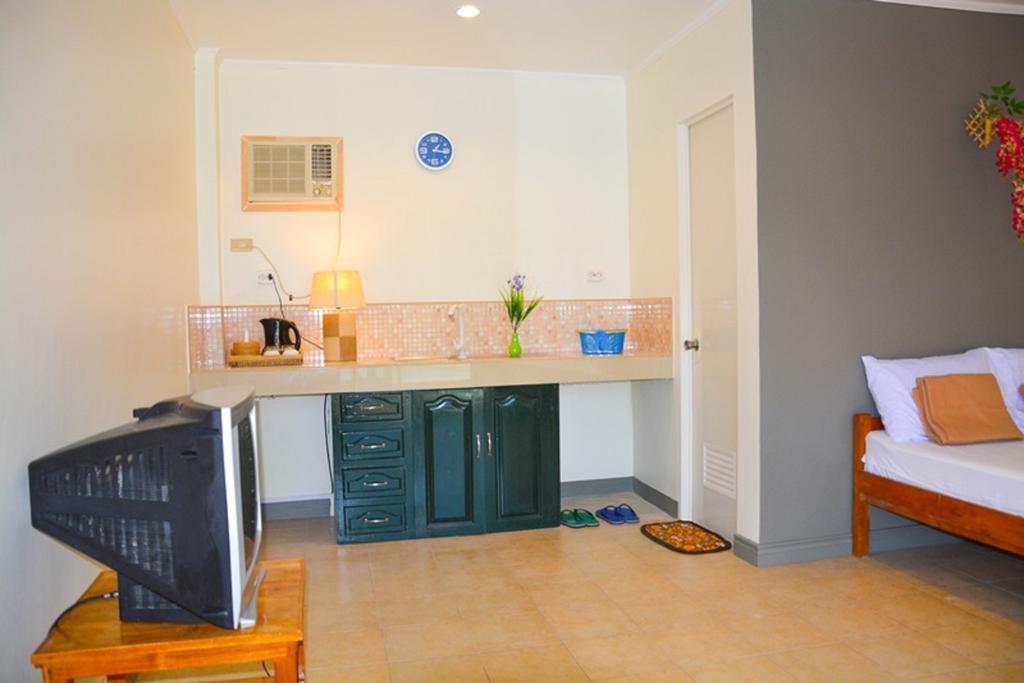 Alona Studios Apartment Hotel Panglao Luaran gambar