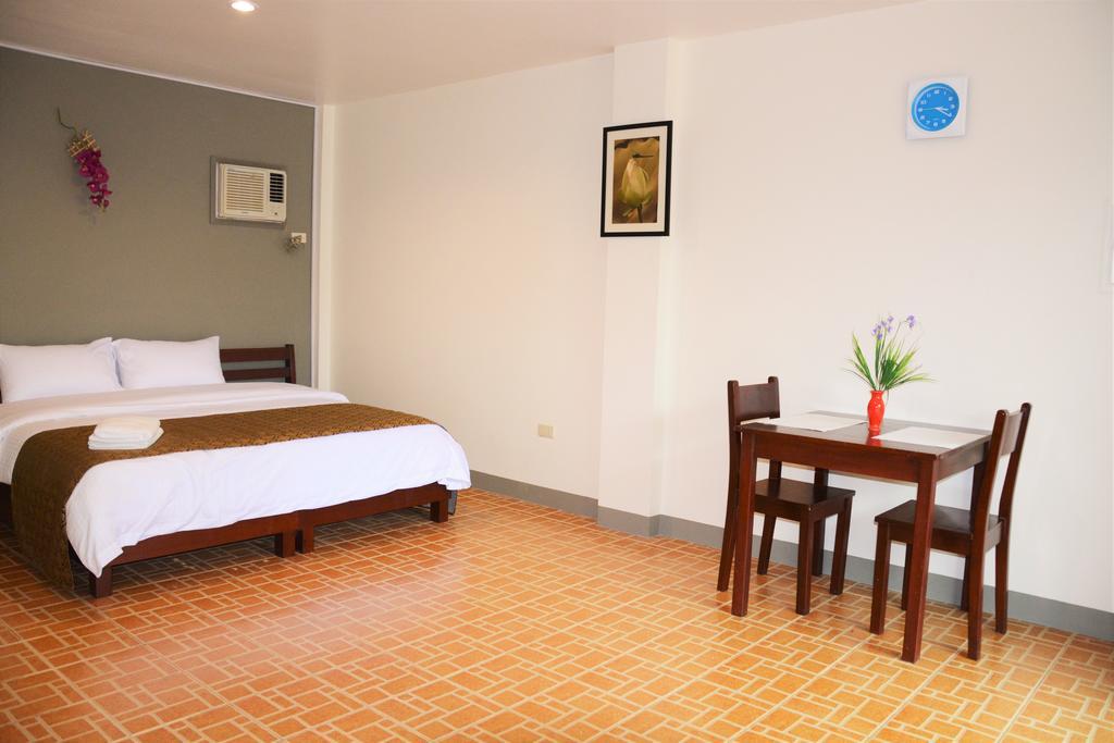 Alona Studios Apartment Hotel Panglao Luaran gambar