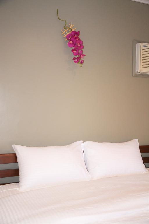 Alona Studios Apartment Hotel Panglao Luaran gambar